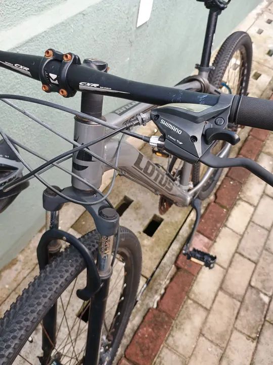 Bicicleta Lotus CXR 21 marchas  - Foto 3