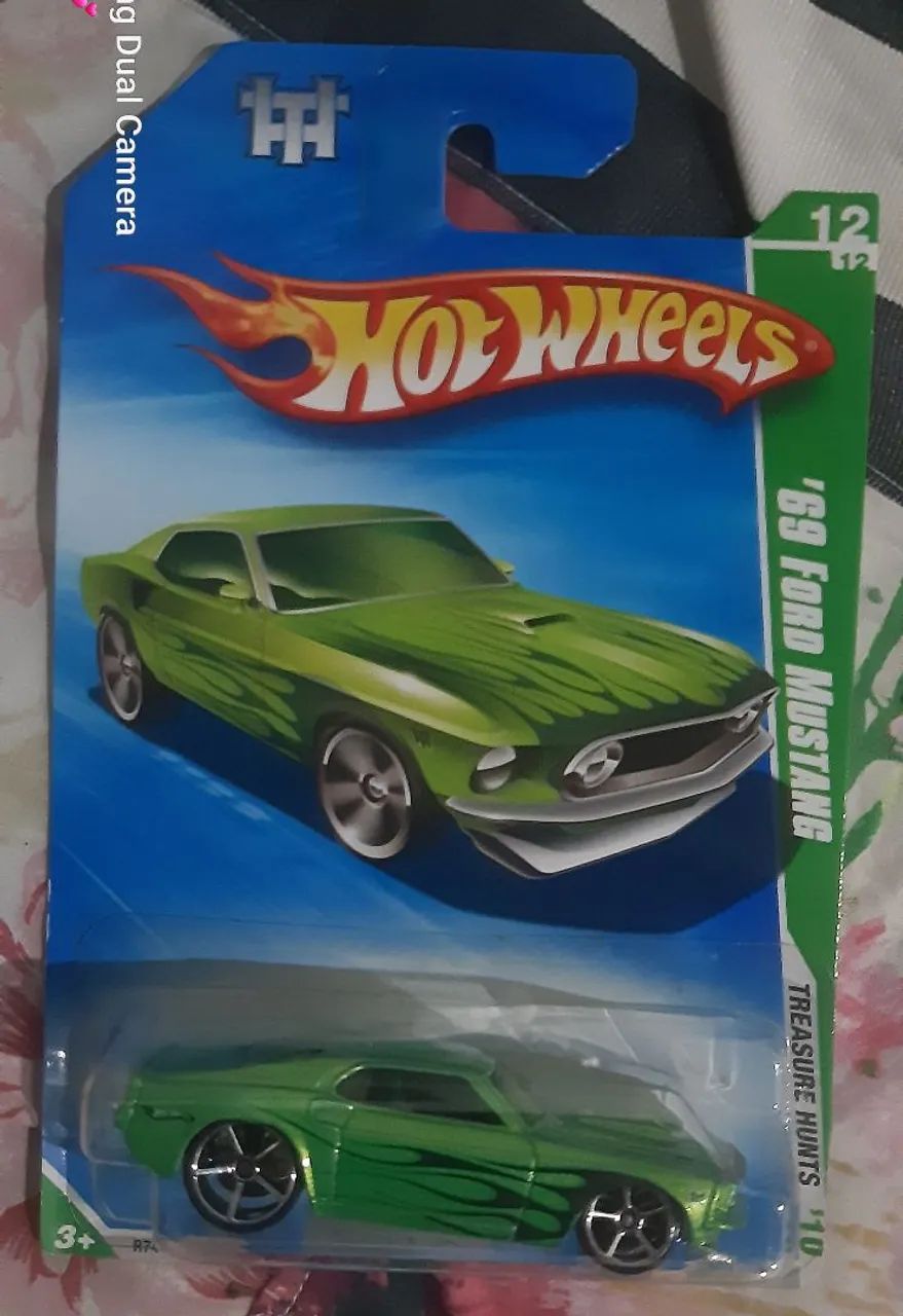 Hot Wheels '69 Ford Mustang Treasure Hunt