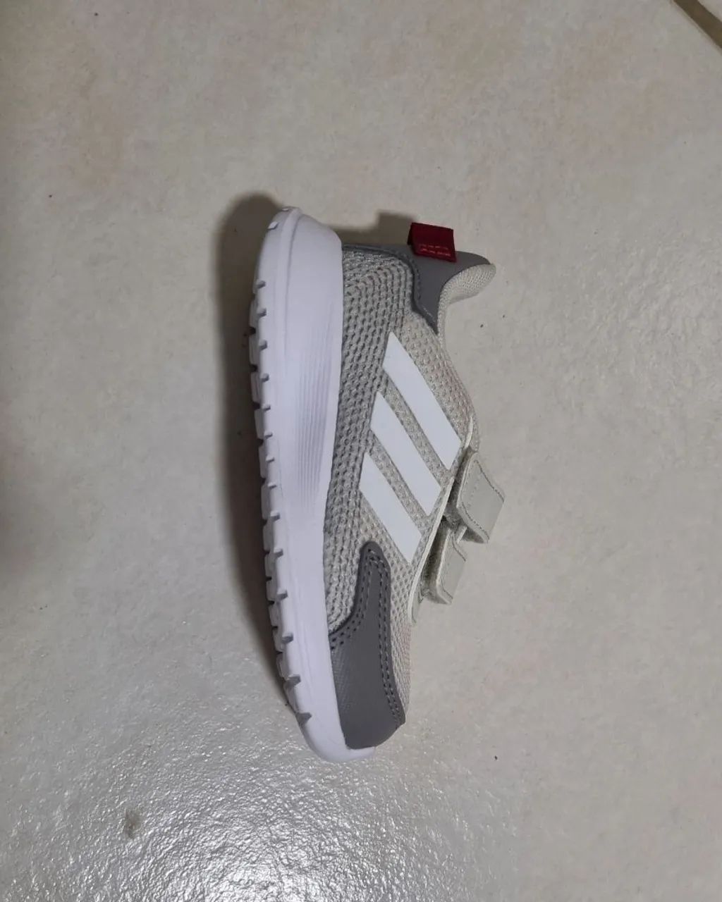 Tênis Adidas Infantil Cinza com Velcro