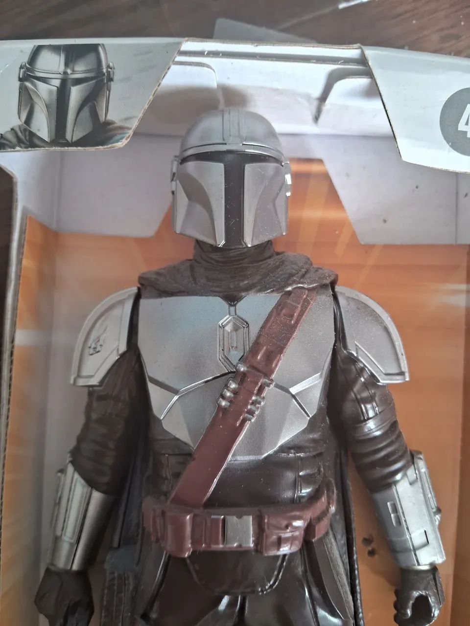 Perfeito boneco do personagem The Mandalorian - Foto 2