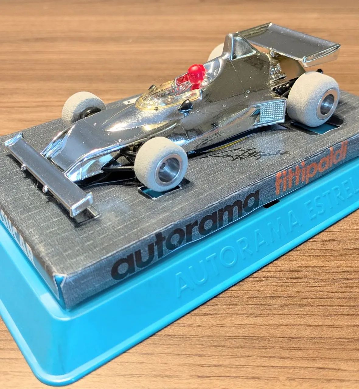 Carro autorama Coopersucar cromada original da Estrela pneu branco com caixa acrílica 