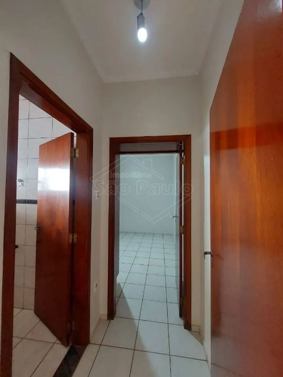 Venda de Casas / Padrão na cidade de Araraquara - Foto 5