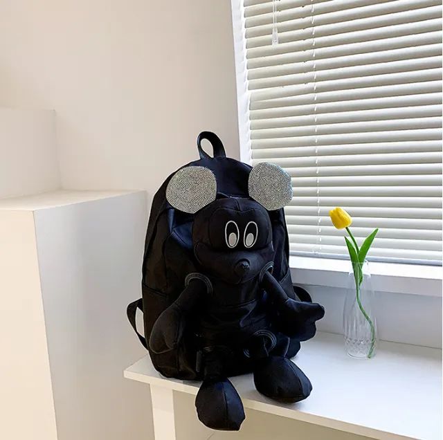 Lindissima Mochila Com O Mickey Preta Com Cristais
