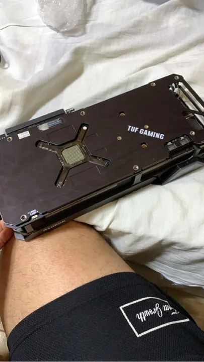 Placa de Vídeo ASUS TUF Gaming Radeon RX 6800 XT OC - Foto 4