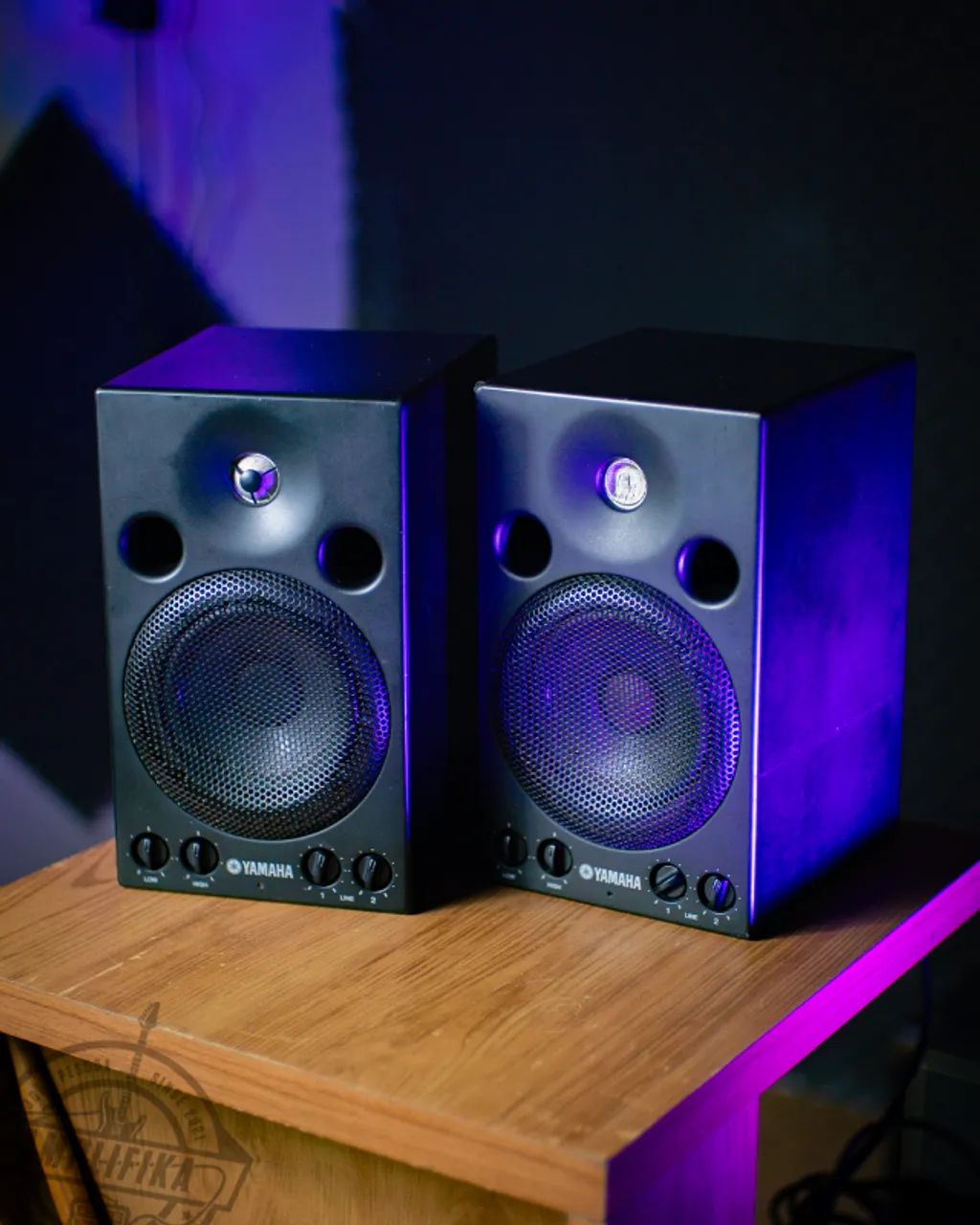 Monitores de Áudio Yamaha MSP3 Ativos (Par) PROMOÇÃO - Aparelhos