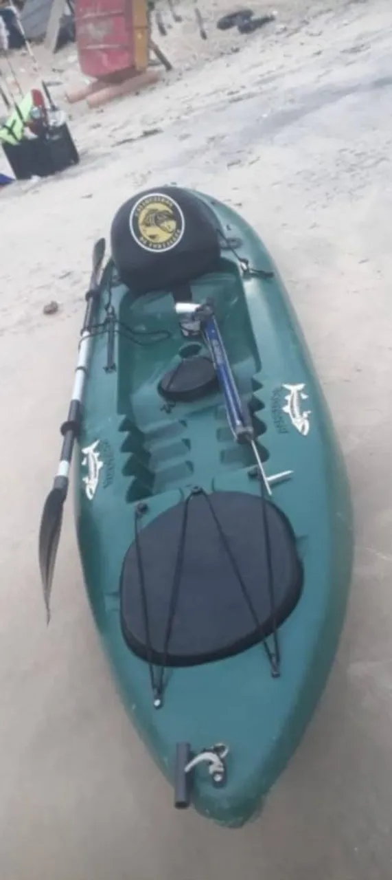 Caiaque de Pesca Esportiva Seminovo, usado apenas 2 vezes em ótimo estado!