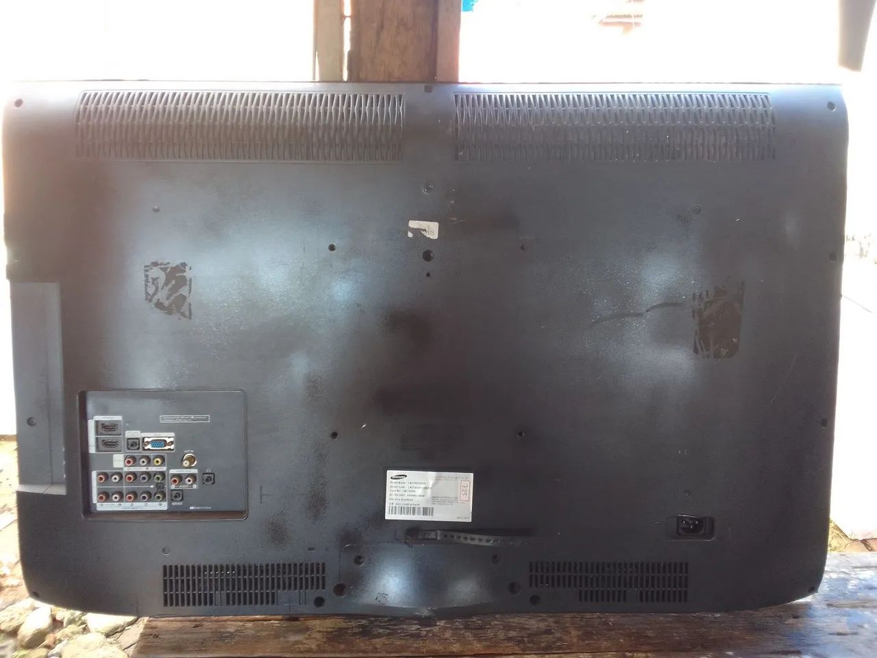 TV Samsung LN37 liga quando quer sem cabo nenhum para peças  - Foto 3