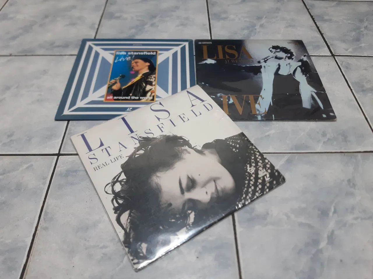 LASERDISC TRÊS TÍTULOS /LISA STANSFIELD - Foto 2