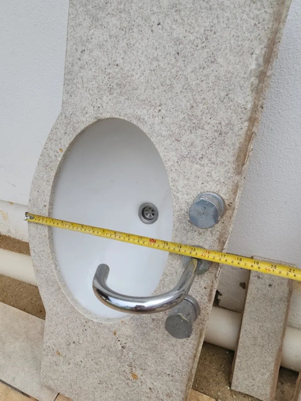 Pia granito para banheiro 90x44 com torneira  - Foto 2