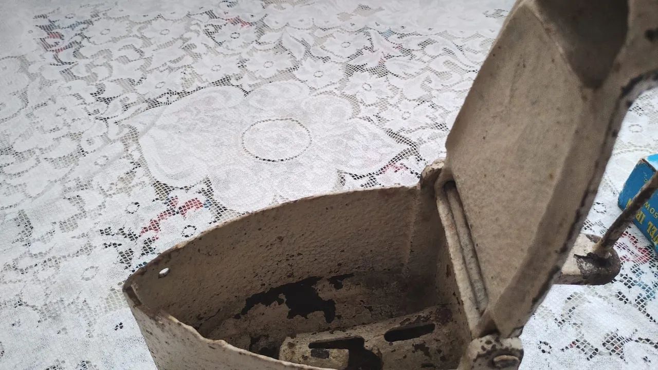 Ferro de passar antigo - Foto 3