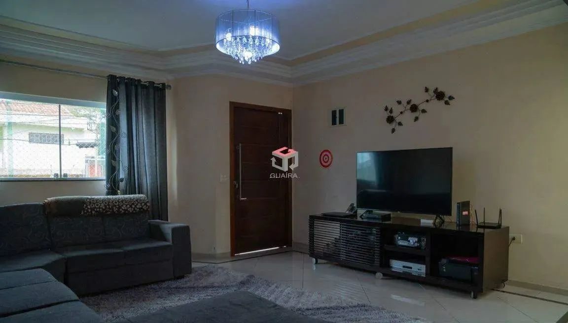 Sobrado à venda 4 quartos 4 suítes 7 vagas Jaçatuba - Santo André - SP