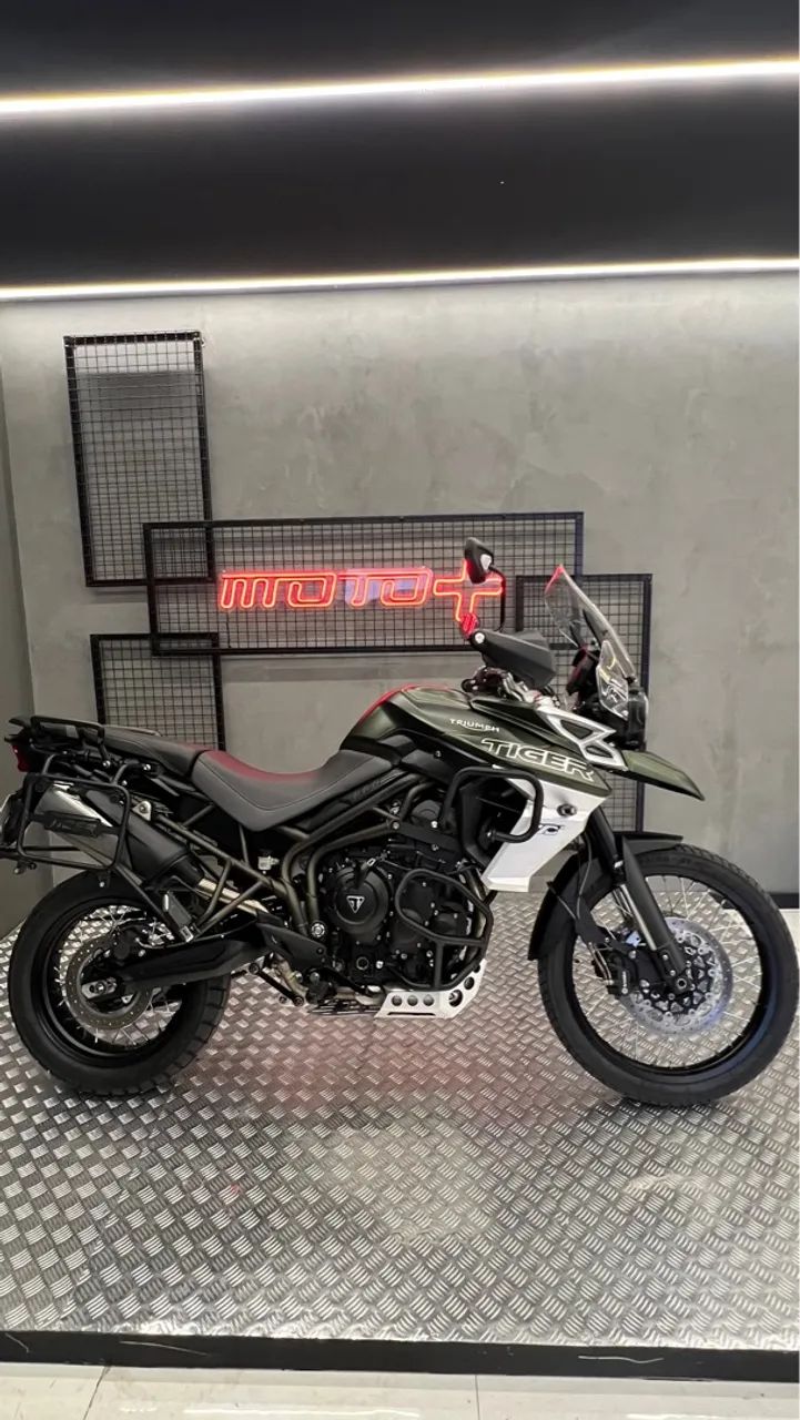 Tiger 800 XCX 2020 novíssima 