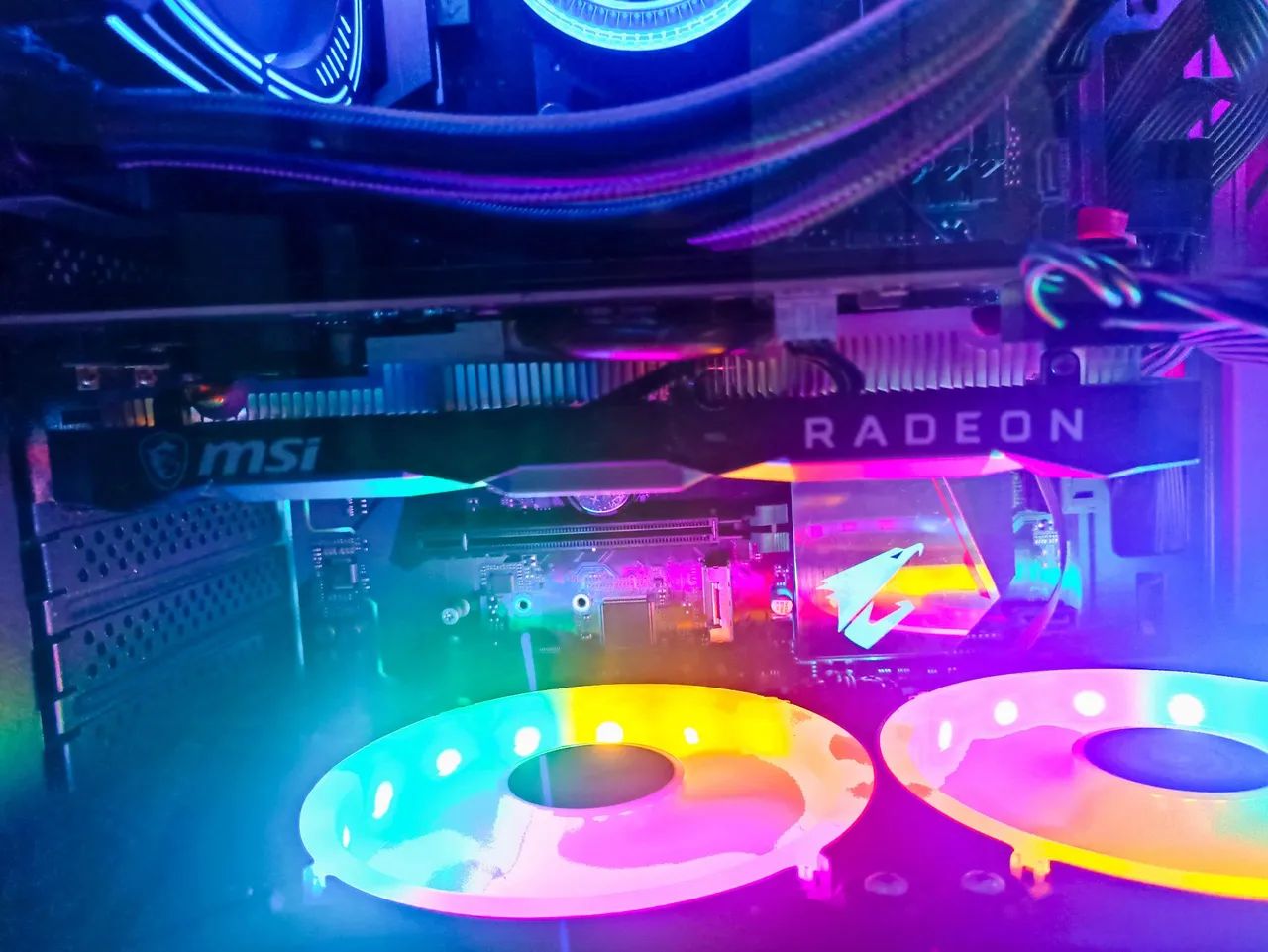 Placa de Vídeo MSI Radeon RX 5500 XT 8GB - Foto 2