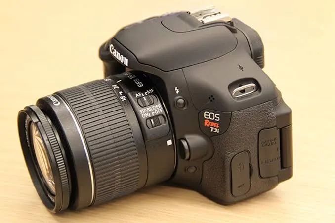 Câmera Canon t3i