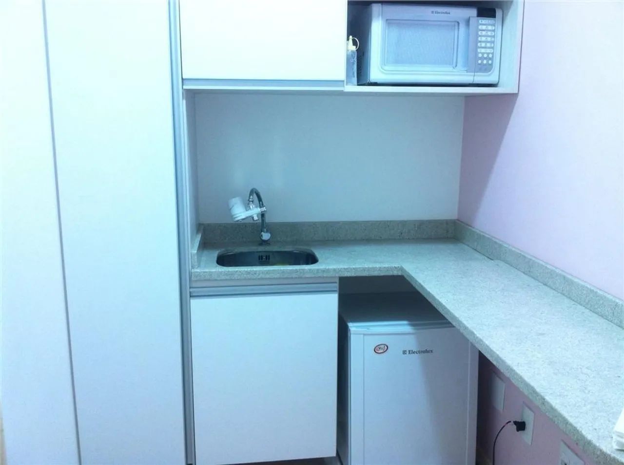 Sala Comercial de Alto Padrão na Trindade !Sublocação ! - Foto 4