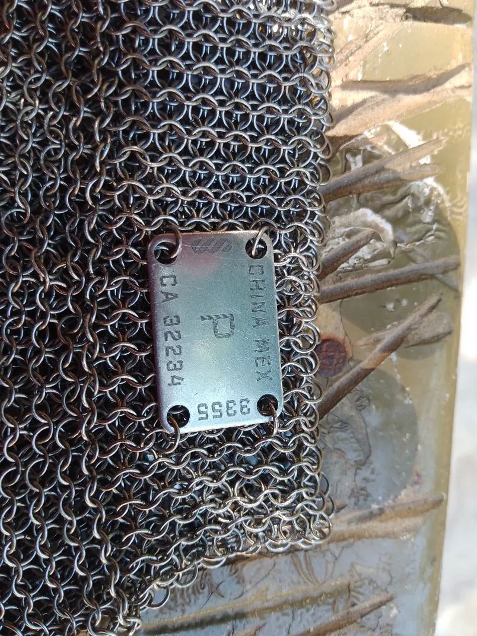 Vendo está luva de aço  - Foto 2