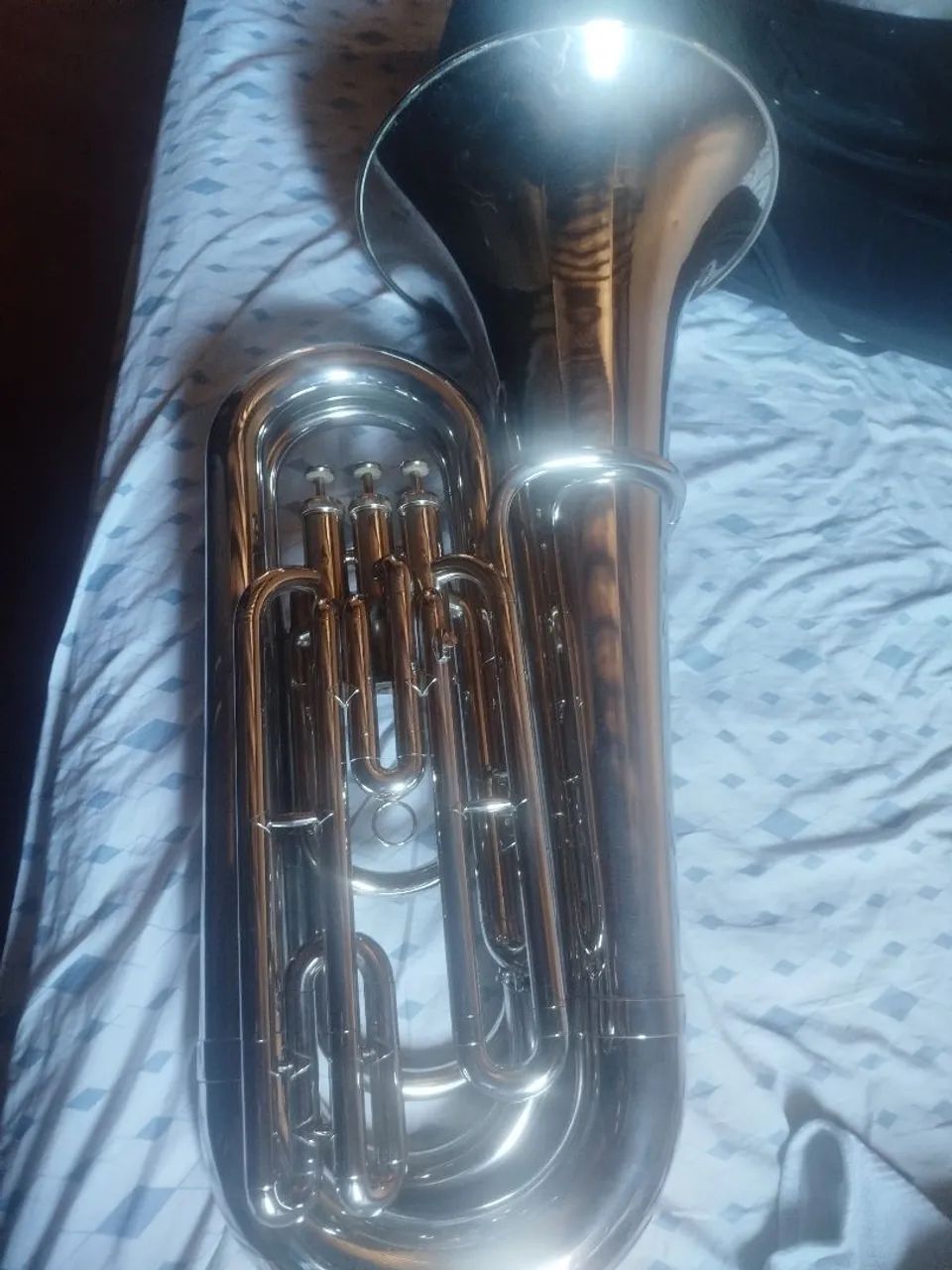 Tuba em Prata - Foto 2