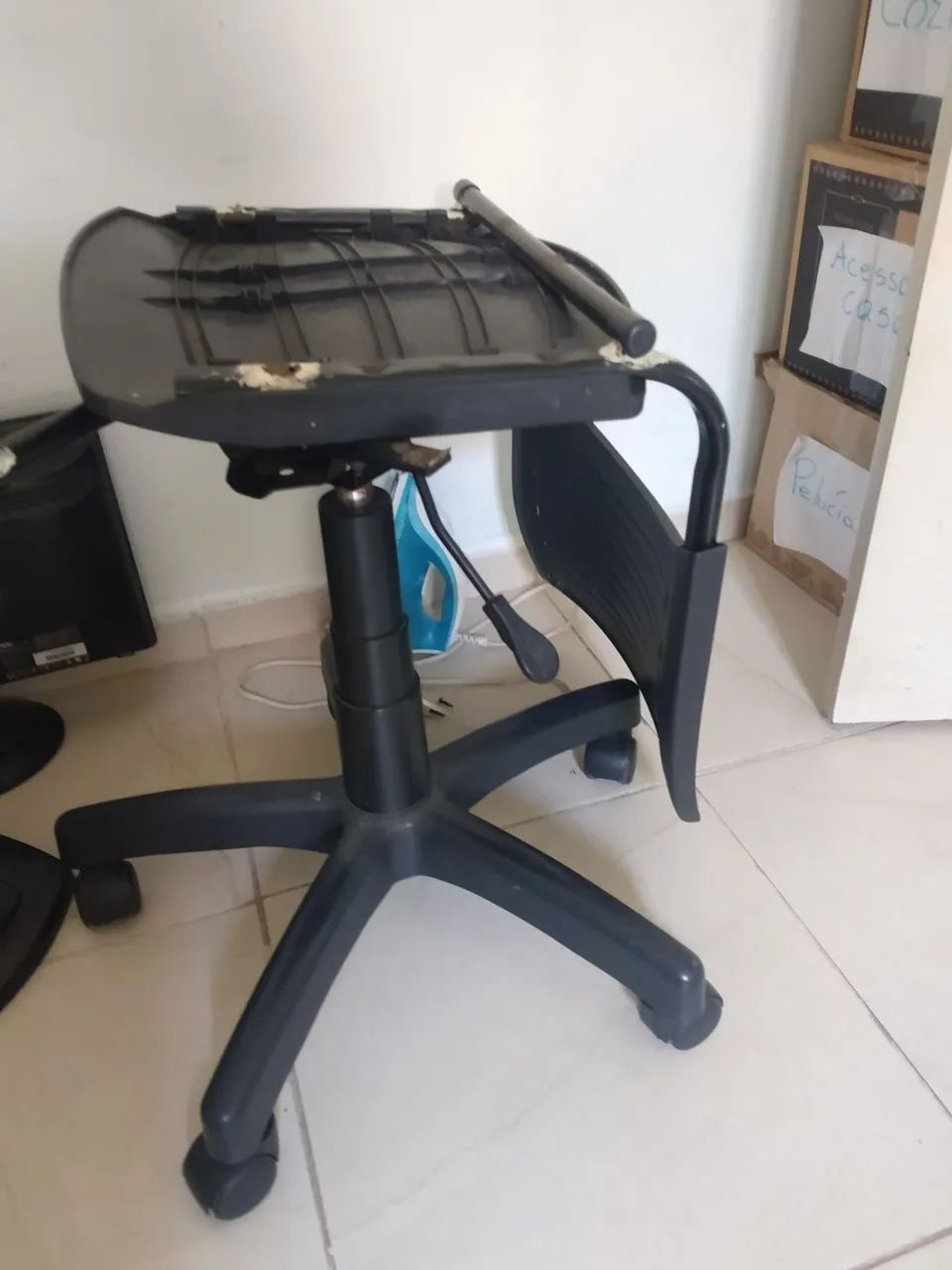 Cadeira Giratória Preta - Foto 2