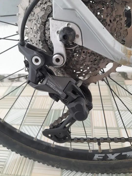 Bicicleta First Deore 100% Shimano Aro 29 - Foto 4