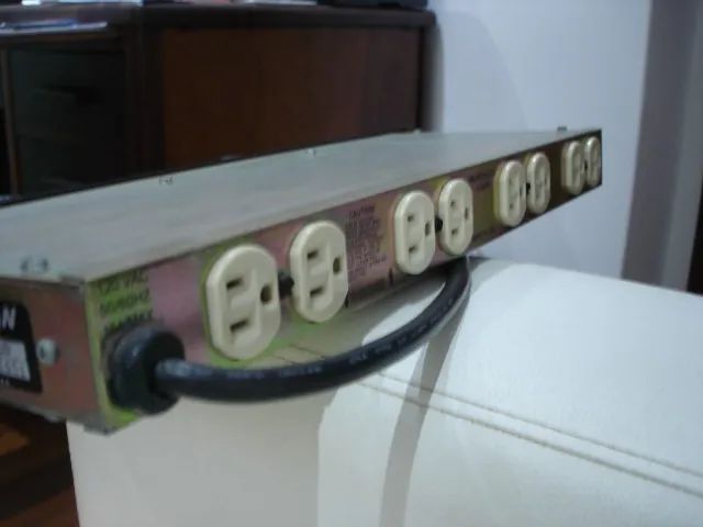 FURMAN PL-PLUS POWER CONDITIONER C/LIGHT PARA STUDIO 110v - MADE IN USA - Foto 5