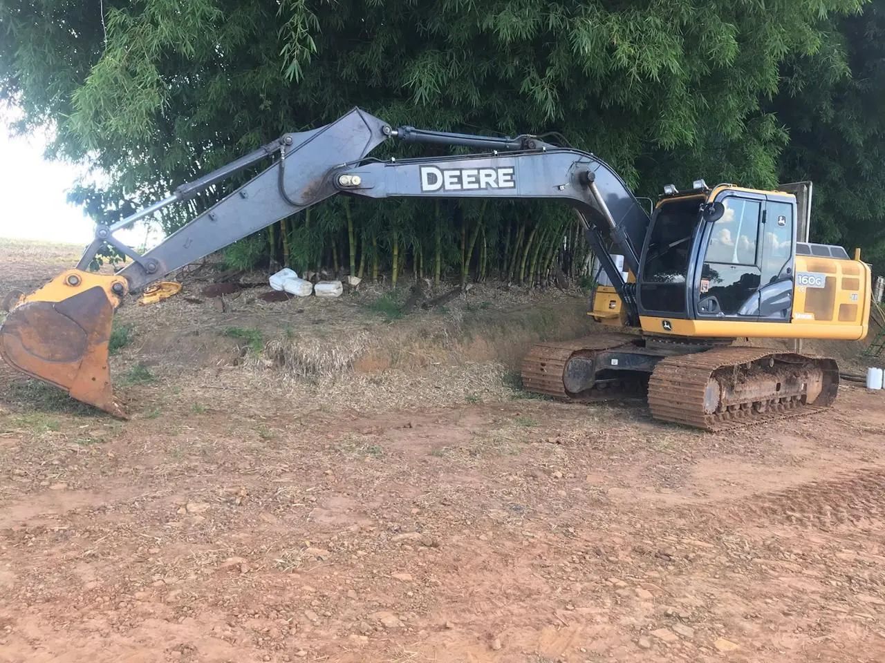 Escavadeira Deere 160G