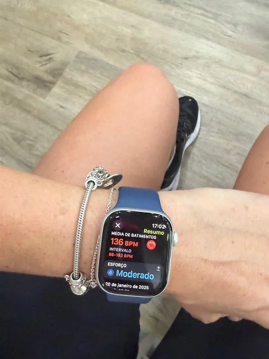 Apple Watch Series 10 42mm Prata! 2 meses de uso! - Foto 2