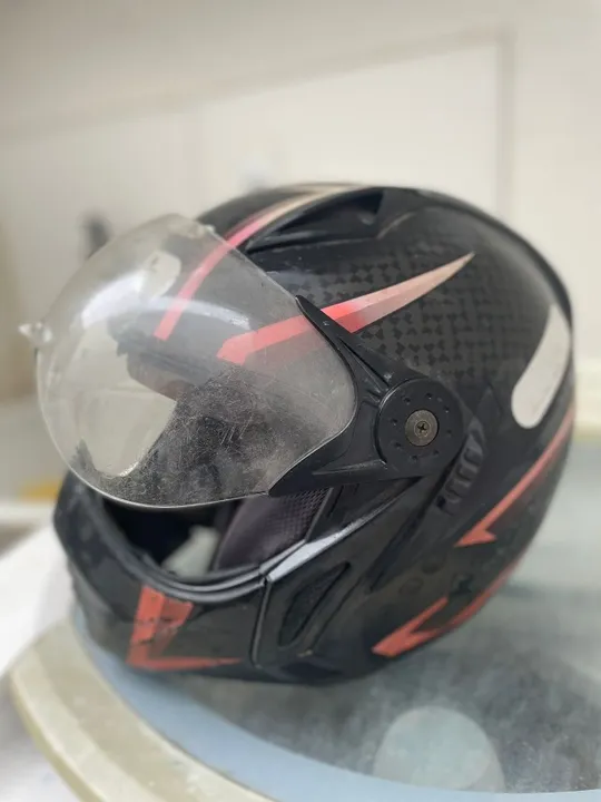 CAPACETE