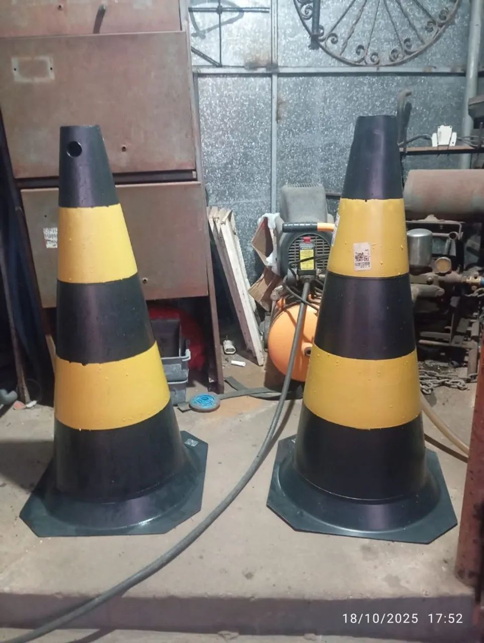 Cones de sinalização!
