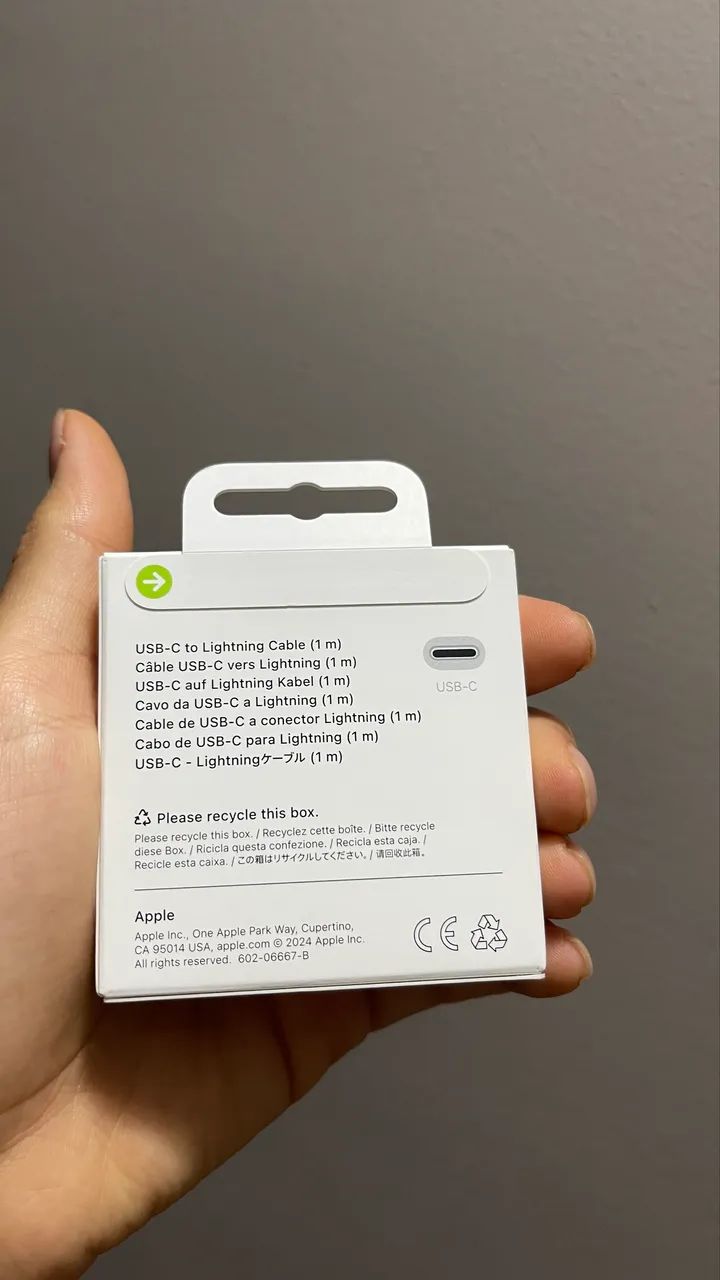 Cabo para recarga com conector Lightning de 1m (Comprado na Apple) - Foto 2