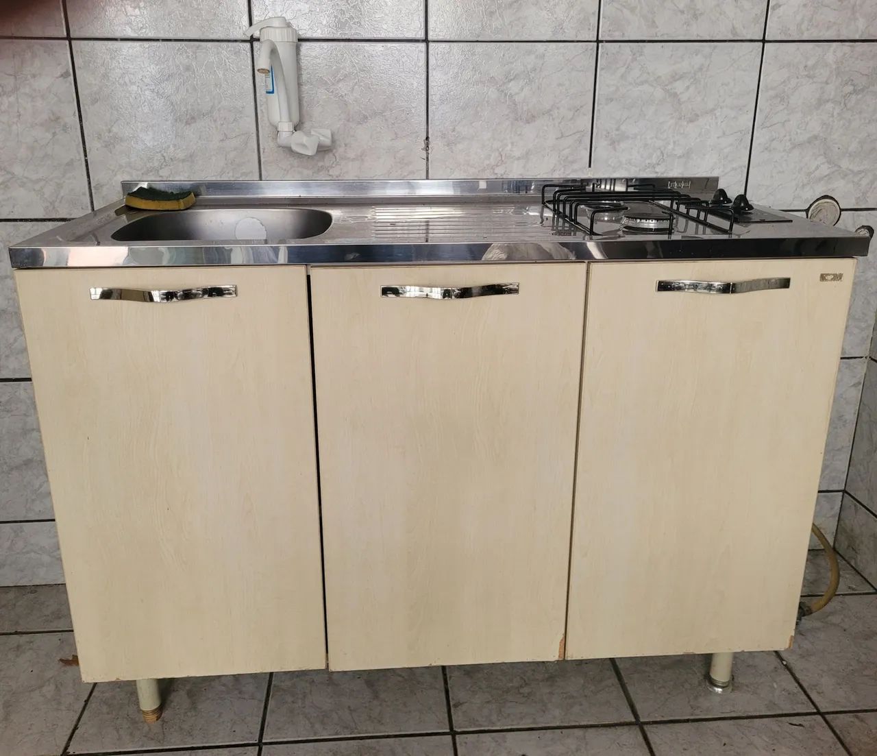 Armário de Cozinha 3 portas com Pia e Cooktop
