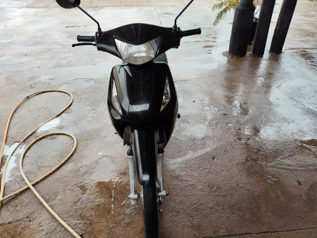 Vemde essa biz 125 ES injection ano 2008
