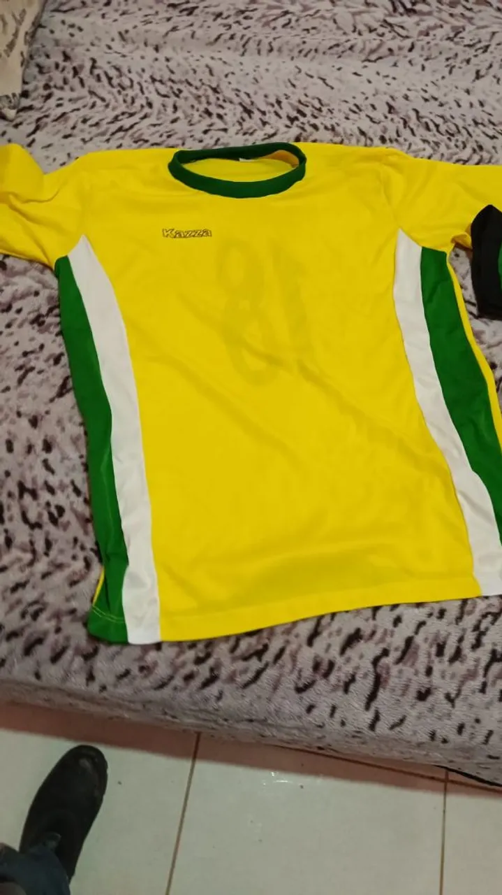 Camisa de Futebol Kazza Amarela e Verde 550 cada jogo de camisa