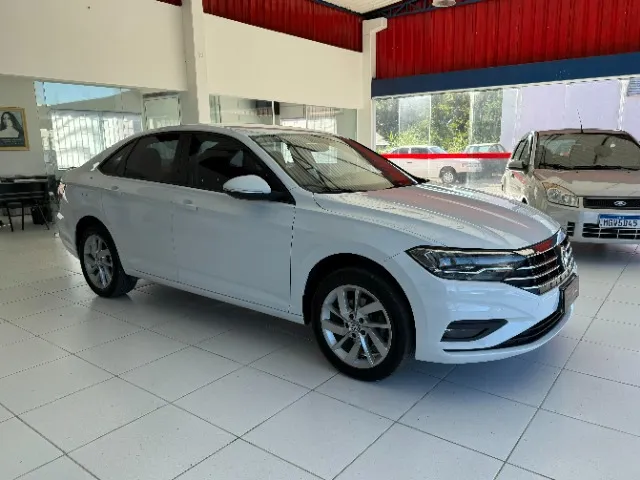 Volkswagen Jetta Comfortline 2019
