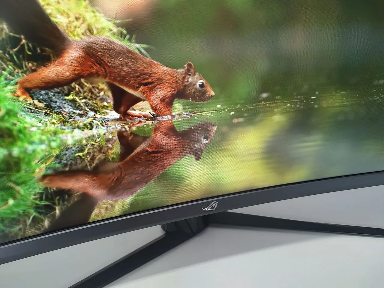Monitor Gamer Asus ROG Swift 49' LED, Ultra Wide, 144 Hz, DFHD E COM SOM - Foto 3