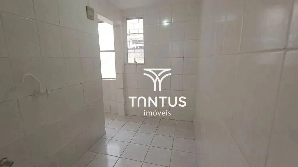 Apartamento com 2 dormitórios para alugar, 40 m² por R$ 1.200,00/mês - Bairro Alto - Curit