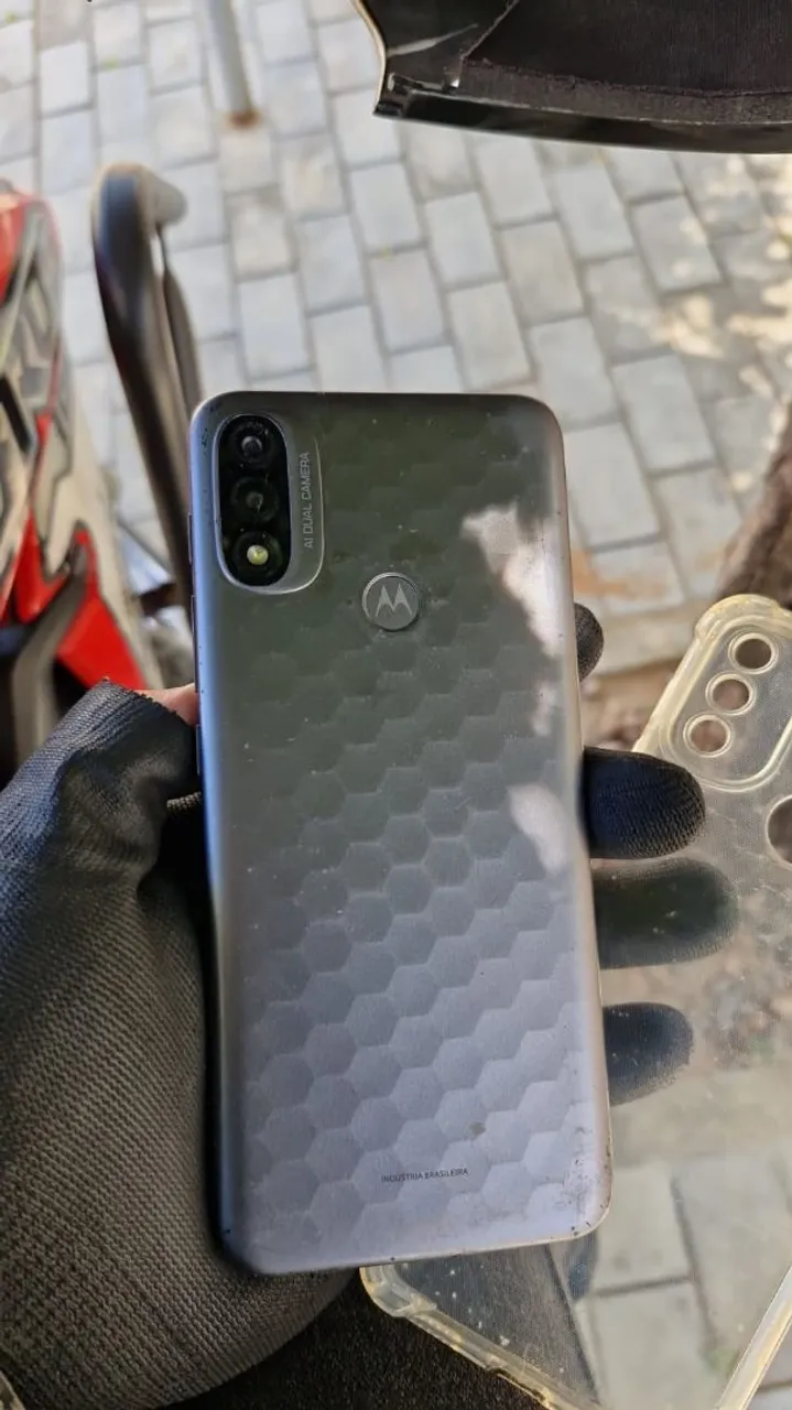 Moto e 20