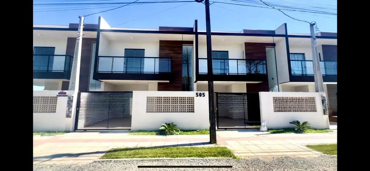 Sobrado para Venda em Guaratuba, Balneário Nereidas, 3 dormitórios, 1 suíte, 1 banheiro, 1