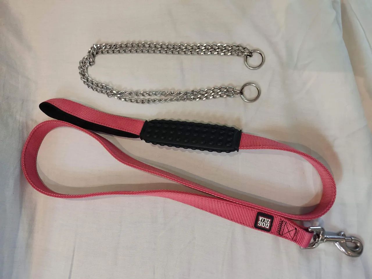Coleira, Corrente e Comedouro para Cães 