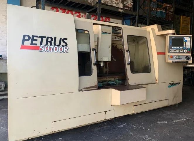 CENTRO DE USINAGEM PETRUS