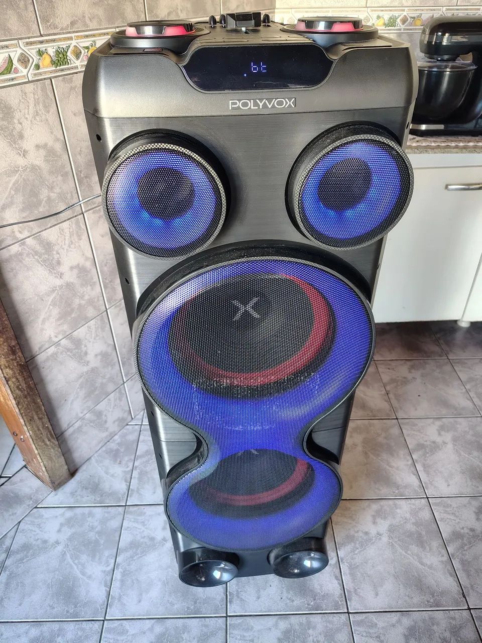 Caixa de Som Polyvox com luzes - Foto 4