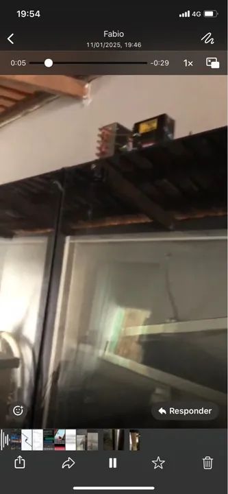 Câmara fria peça vídeo * tenho 2 com porta de vidro e 1 porta normal 