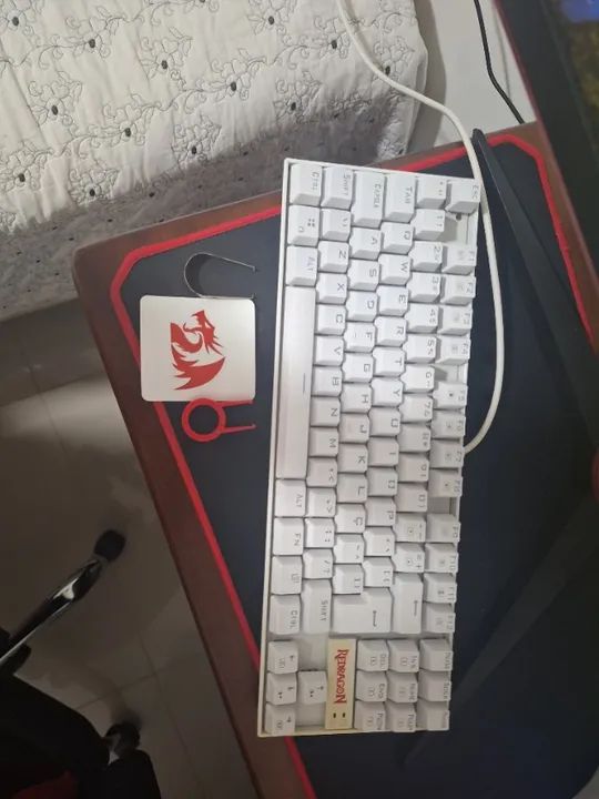 Teclado Redragon Kumara, Switch Blue, Branco - Foto 3