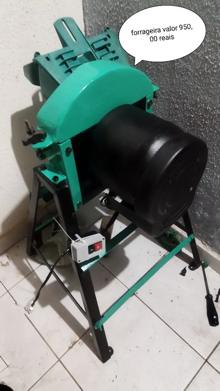 Forrageira motor 1,5 cv 850,00 reais