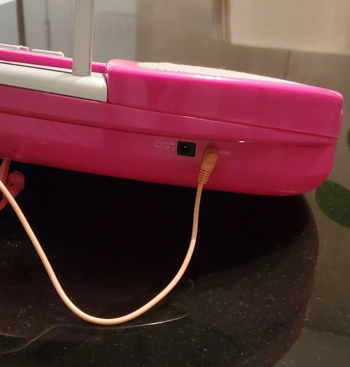 ELETRONIC KEYBOARD da Barbie Rosa com microfone. Modelo 783102 IMC  - Foto 4