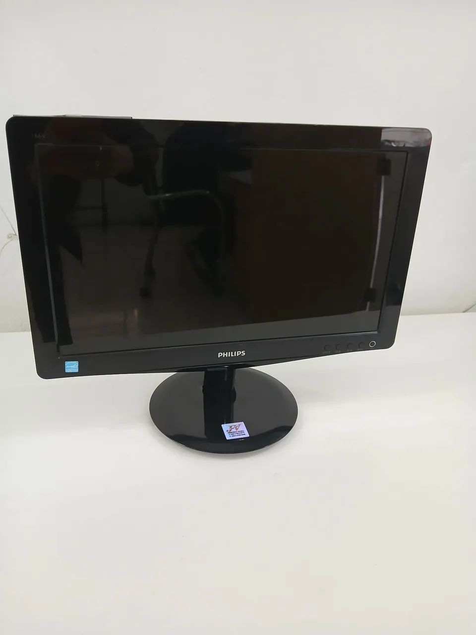 Monitor Philips 16" polegadas/ LED/ impecável/ com cabos e garantia 
