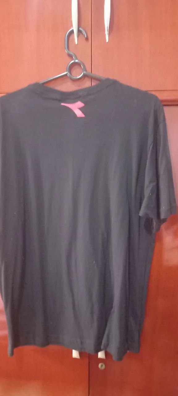 Camiseta Diadora tamanho GG - Foto 4
