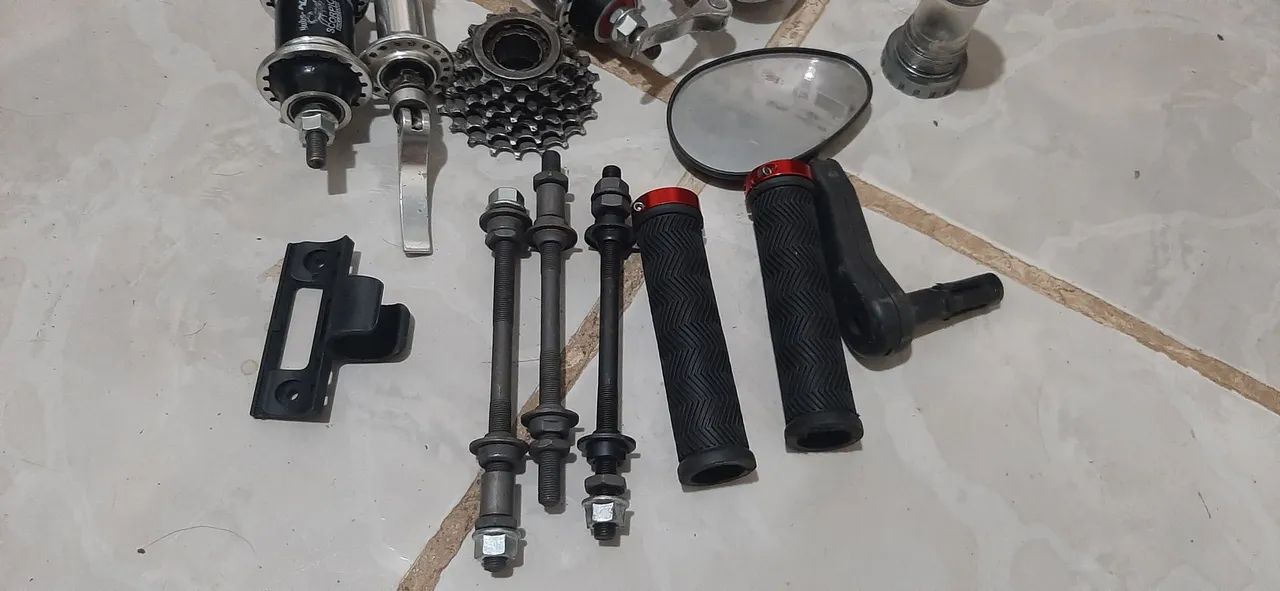 Lote de Peças de bicicleta - Foto 2