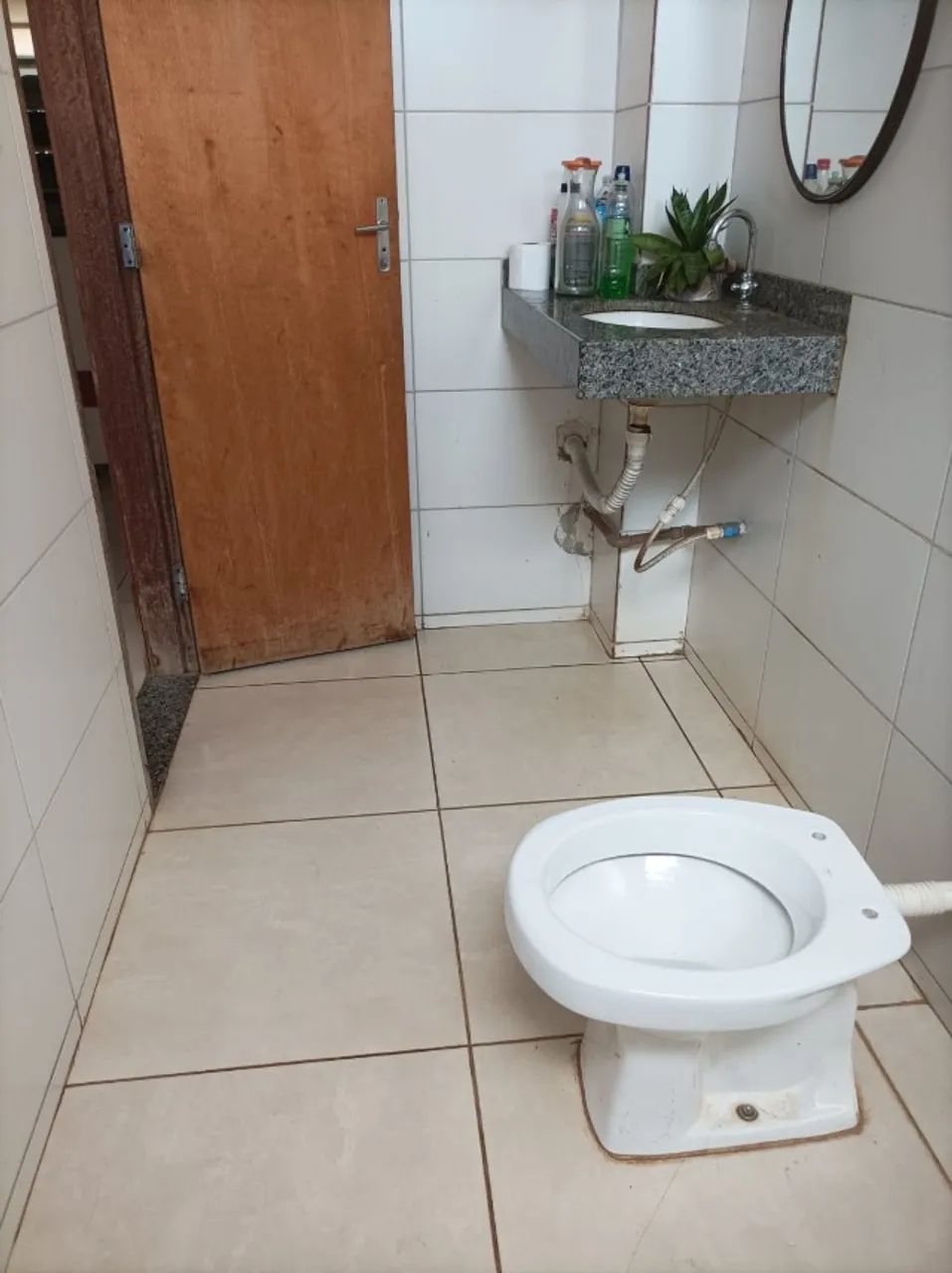 Alugo Sala comercial  AV. LO 29 próximo a rodoviária  - Foto 3