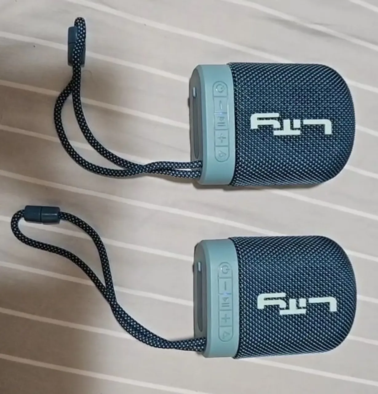 02 Caixas de Som Bluetooth Lity B10 novas