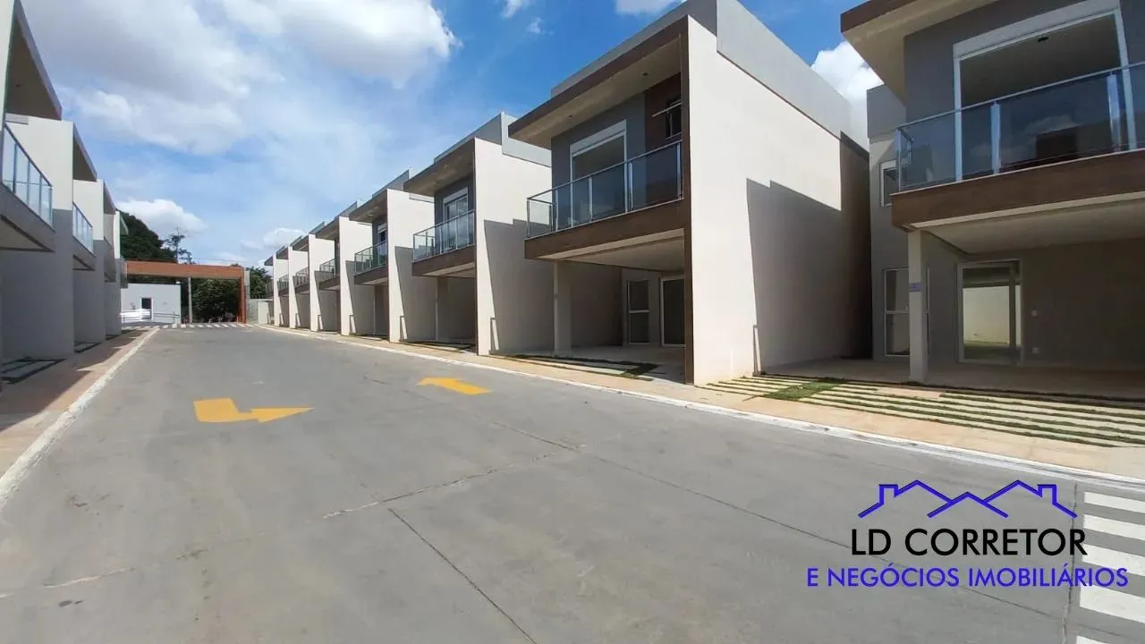 PRONTO PARA MORAR - Condomínio fechado de sobrados a venda Parque Cascavel e Jardim Atlânt